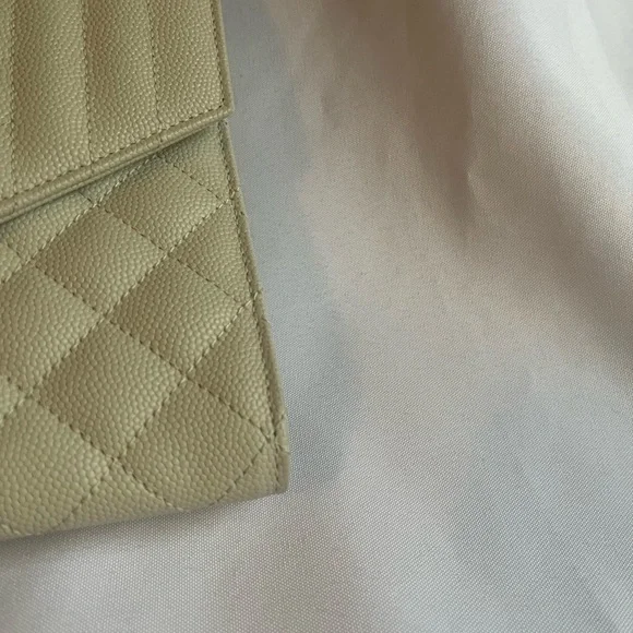 YSL clutch - Picture 8 of 14